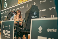 Grenke-340