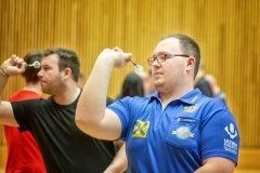 i17